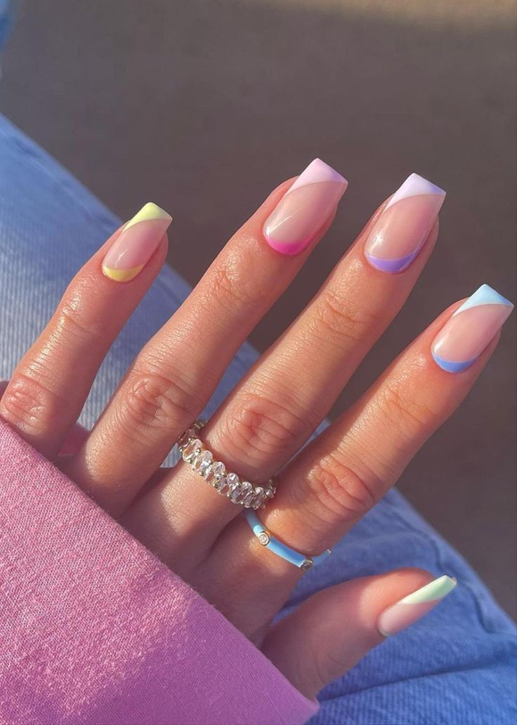 Danish pastel nails: Colors and styles for instant pastel Danish vibe