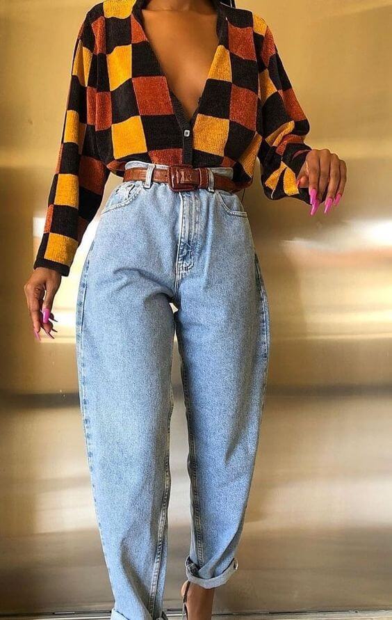 baggy jeans patterned statement top