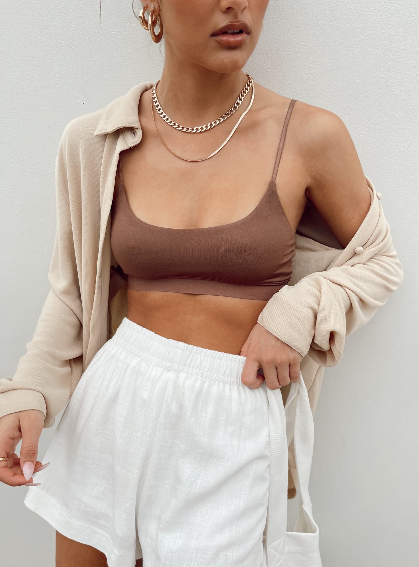 Wearable Bralette Outfits For Winter: The Baddie Trend